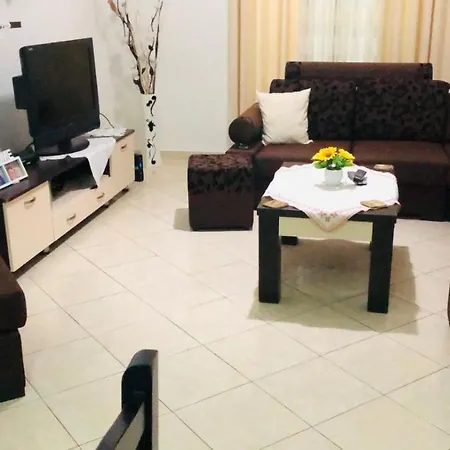 Apartment Ema House *